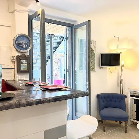 Apartment Bristol-3 By Interhome *